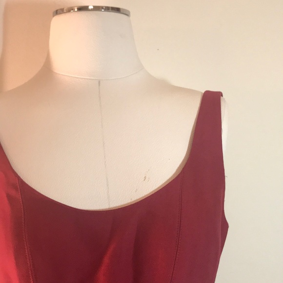 Halston Heritage Garnet Flared Gown. - Picture 5 of 8